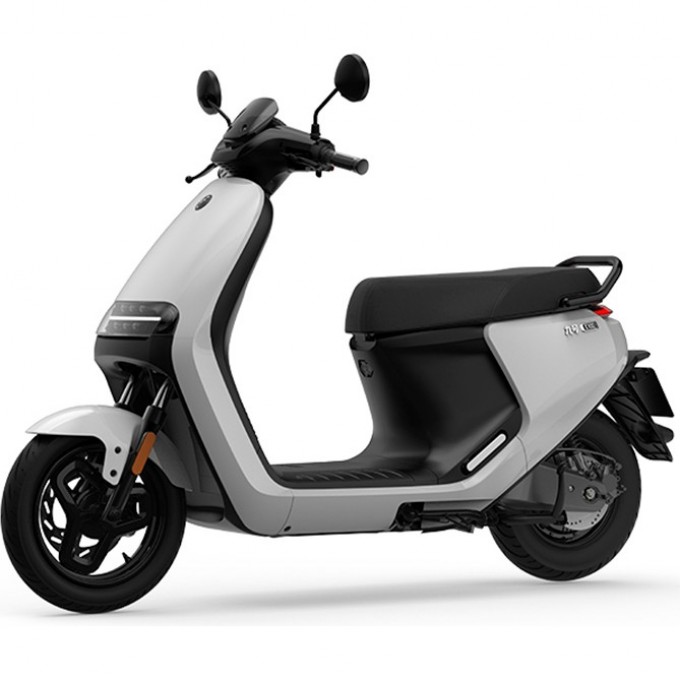 ЭЛЕКТРОМОТОЦИКЛ Ninebot eScooter E100